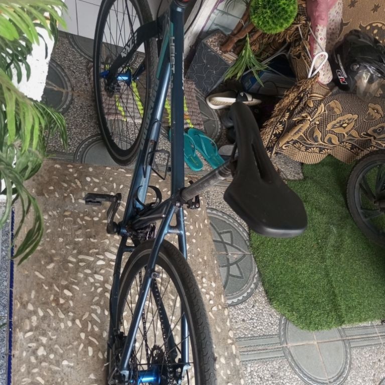 Sepeda Hybrid Polygon Heist 3