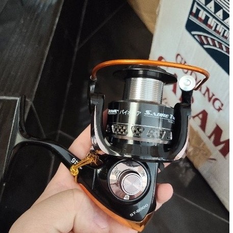 reel pioneer sabre twitch 5000 metal body saltwater