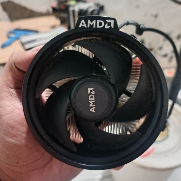 Cpu cooler / HSF AMD original. Cpu cooler AMD AM4 ori copotan Ryzen 3 3200g