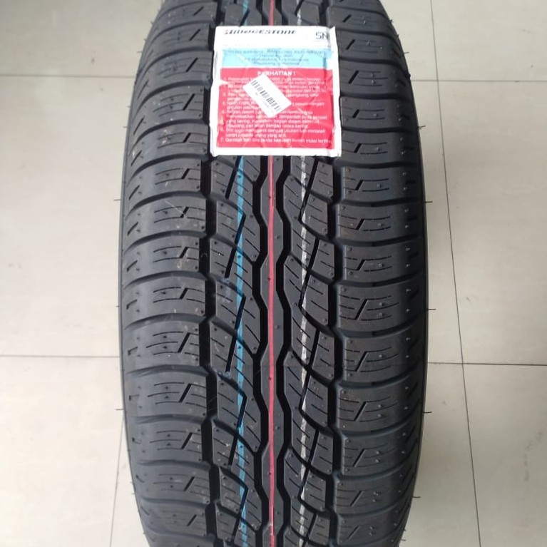 Bridgestone Dueler D687 235/60 R16 ban mobil OEM Toyota Rush
