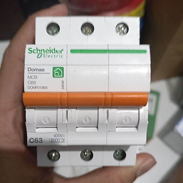 Schneider MCB 3 phase 63a .original