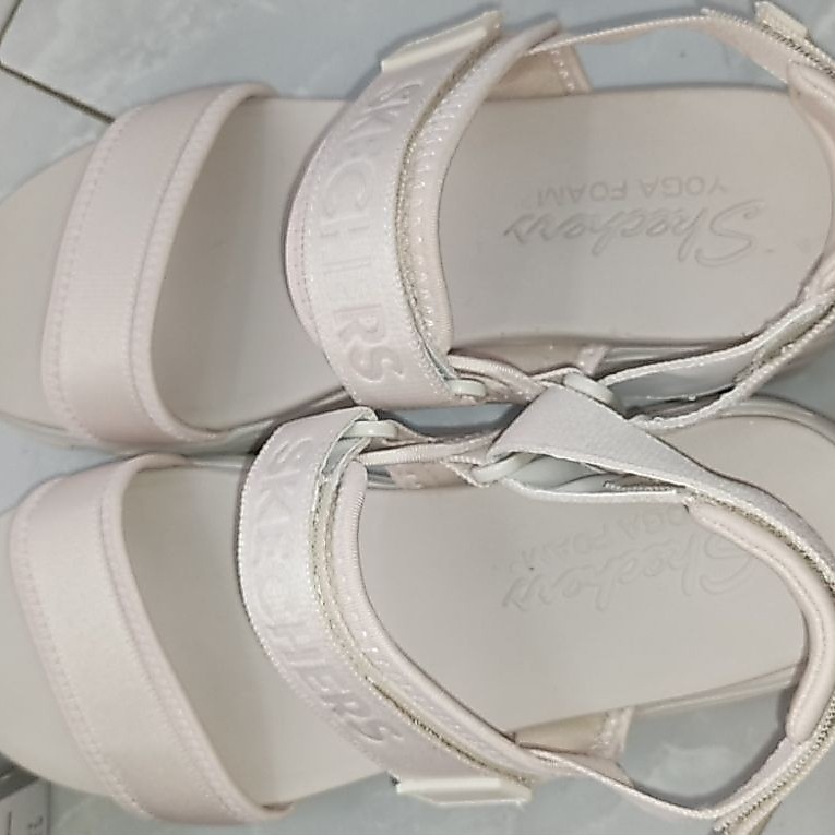 Sandal skechers second/preloved