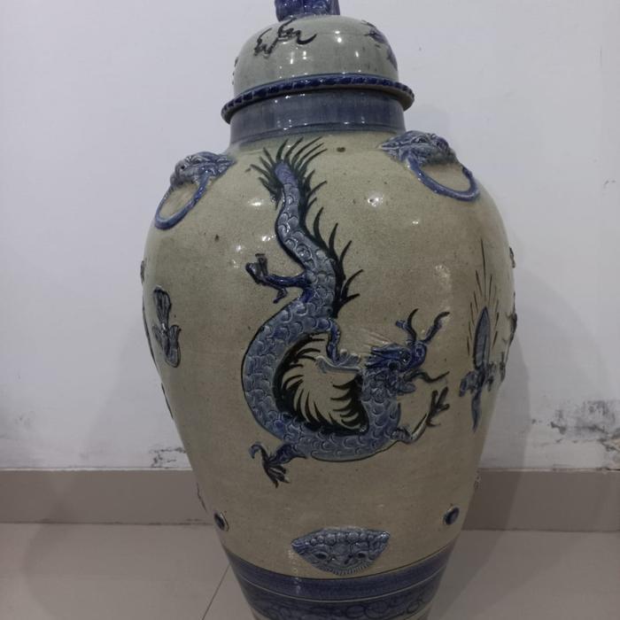 Guci Naga Biru antik besar cocok untuk teras