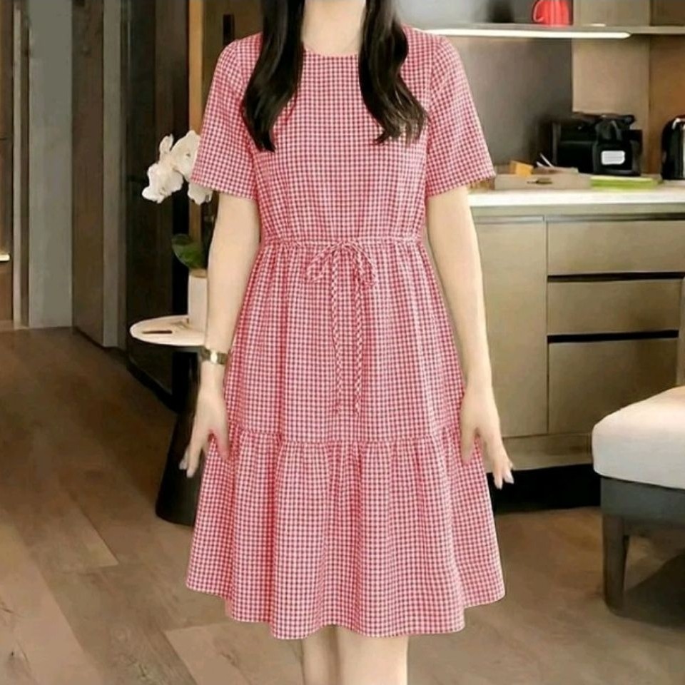 TUNIK WANITA BAHAN KATUN KOTAK TERBARU TUNIK WANITA BAHAN KATUN KOTAK LENGAN PENDEK TERLARIS PARIASI