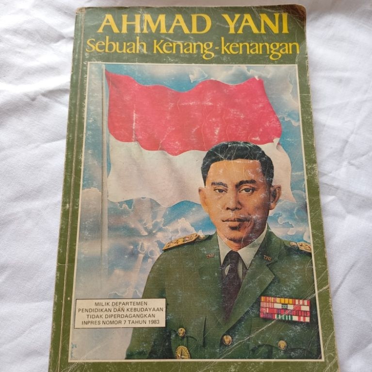 BUKU AHMAD YANI / SEBUAH KENANG - KENANGAN
