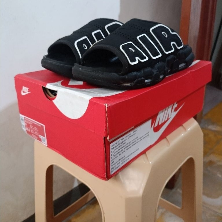 Nike Uptempo Slides