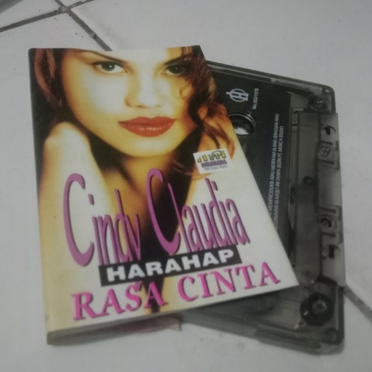 Kaset pita Cyndi Claudia Harahap