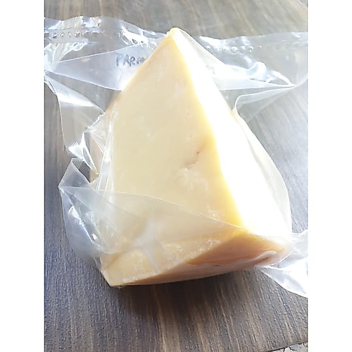 Parmesan Cheese - Keju Parmesan