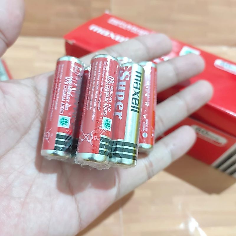 batrei AA MAXELL merah original harga 1 set (isi 2)