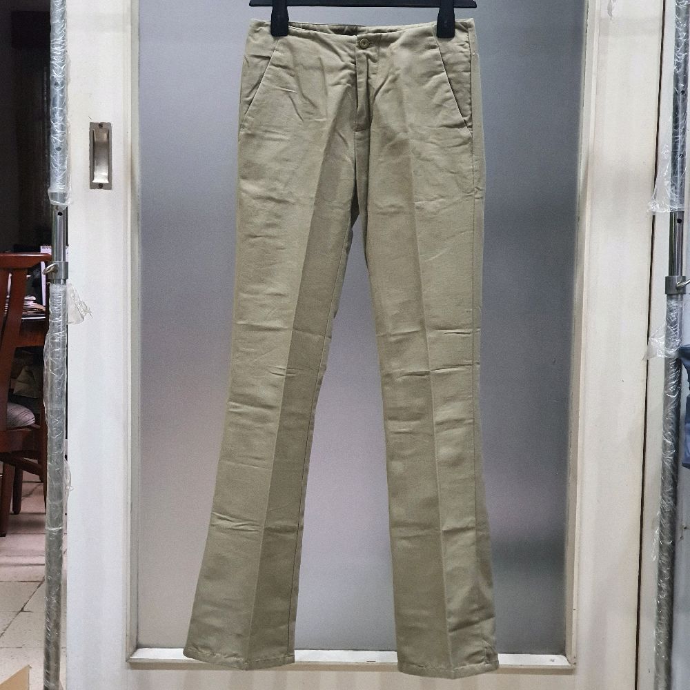 T celana panjang wanita bawahan cewek giordano gio khakis ladies bootcut pants preloved seken Kancin