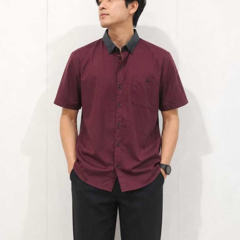KEMEJA LAKI-LAKI/KEMEJA LENGAN PENDEK/KEMEJA