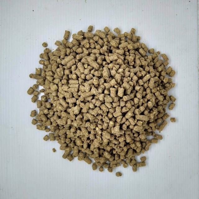 Pakan Ternak / Konsentrat Pellet / Pelet Gemuk A Penggemuk Sapi Comfeed 5 kg - GEMUK A