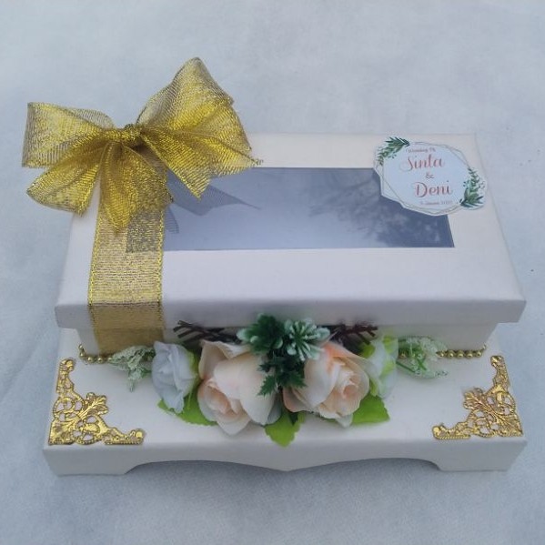 Box Mahar Money Box Karton Tebal Tutup Mika