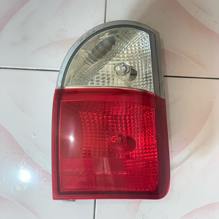 LAMPU STOP KIA PREGIO KANAN