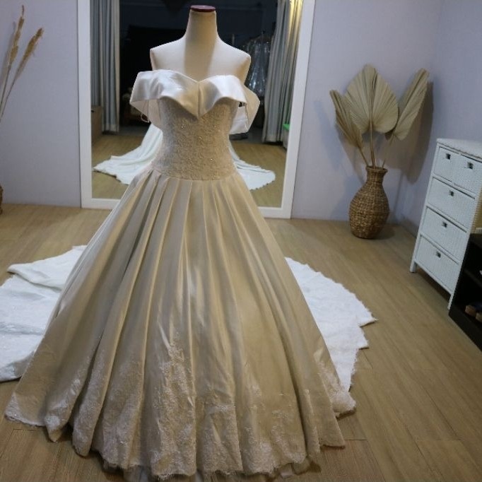 gaun pengantin sabrina ex bridal wedding gown