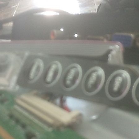tombol dan sensor tv LED IKON Type IK-E32DM