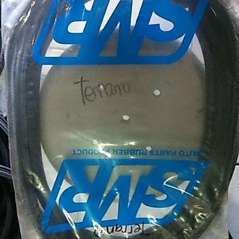 Karet Bagasi Nissan Terrano
