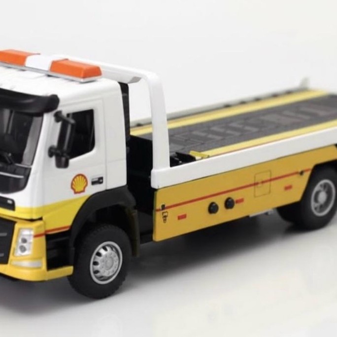VOLVO RESCUE TRUCK SHELL/TRUK TOWING SHELL