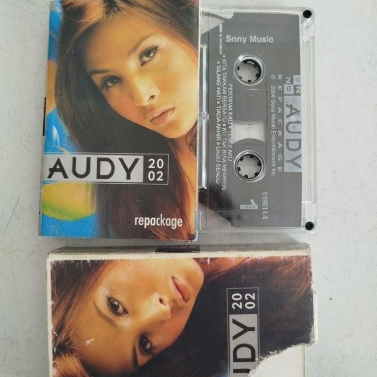 Kaset Audy 2002