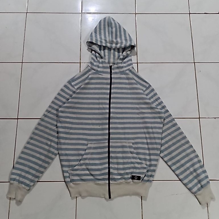 Hoodie zip salur triple eight