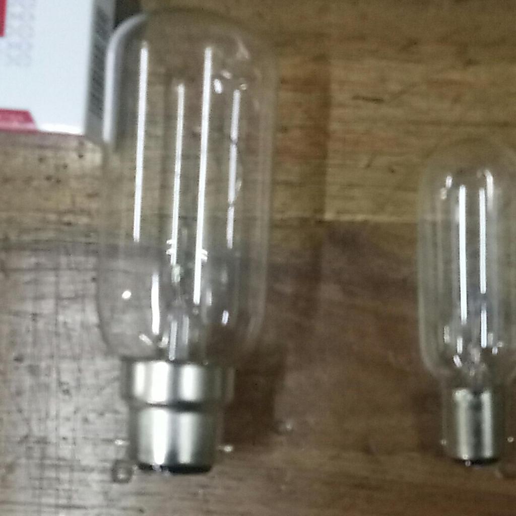 bohlam bayonet b22D 2 KAKI 24v 60w