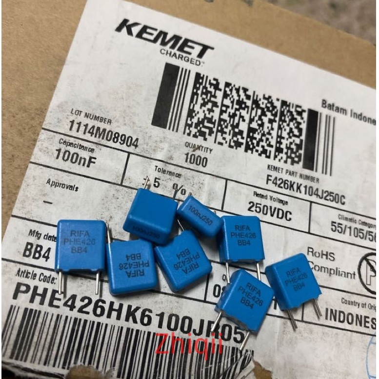 20pcs/50pcs Original new PHE426HK6100JR05 250V104/0.1UF100NF RIFA film capacitor P=7.5MM