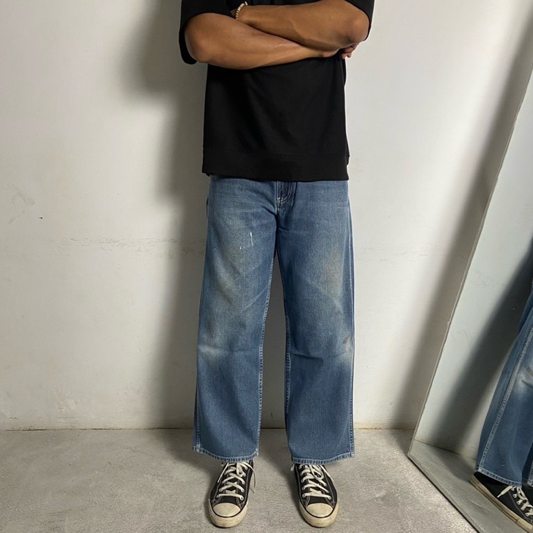 UNIQLO WASHED BAGGY JEANS
