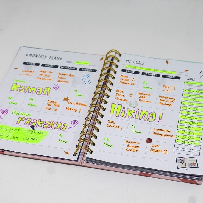 Planner Book 2022 2023 / Agenda / Notebook / Journal / General Planner / Weekly / Daily / Monthly
