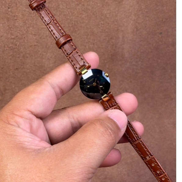 JAM TANGAN WANITA RADO SWISS MADE ORIGINAL VINTAGE