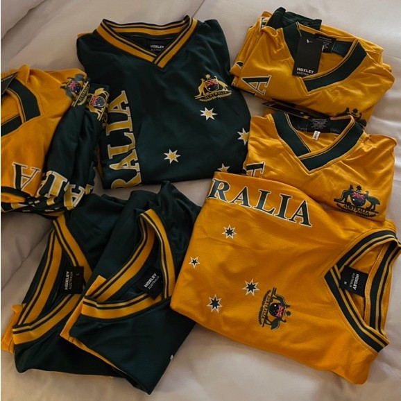 australia official jersey (home / away)