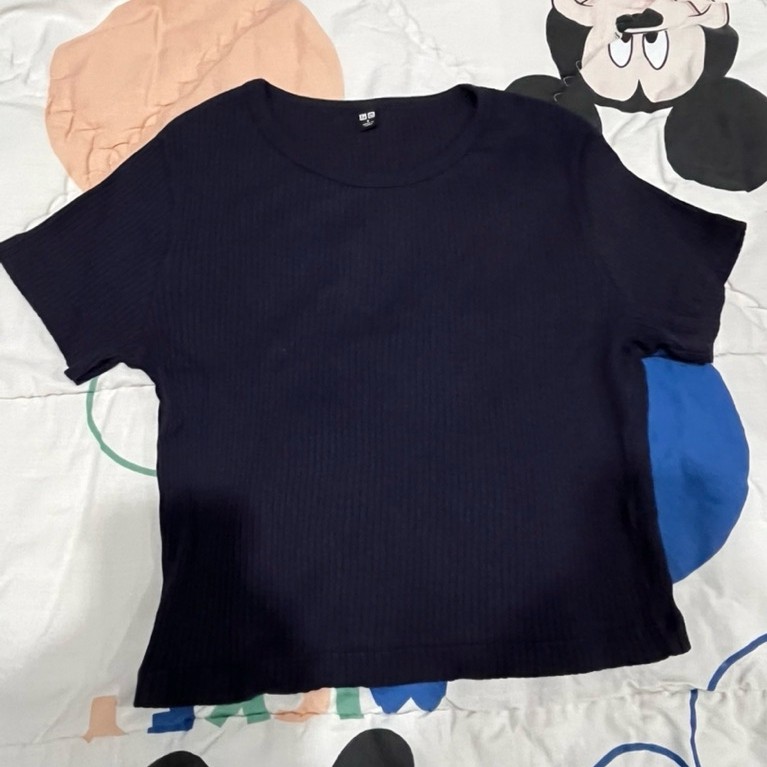 Preloved uniqlo ribbed crop top