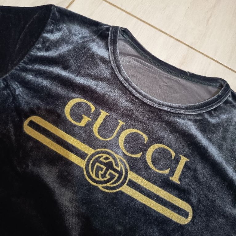 Kaos Beludru Motif Logo - Velvet Top