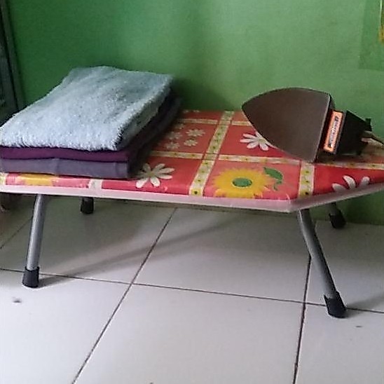 Meja Setrika Alas Setrika Duduk