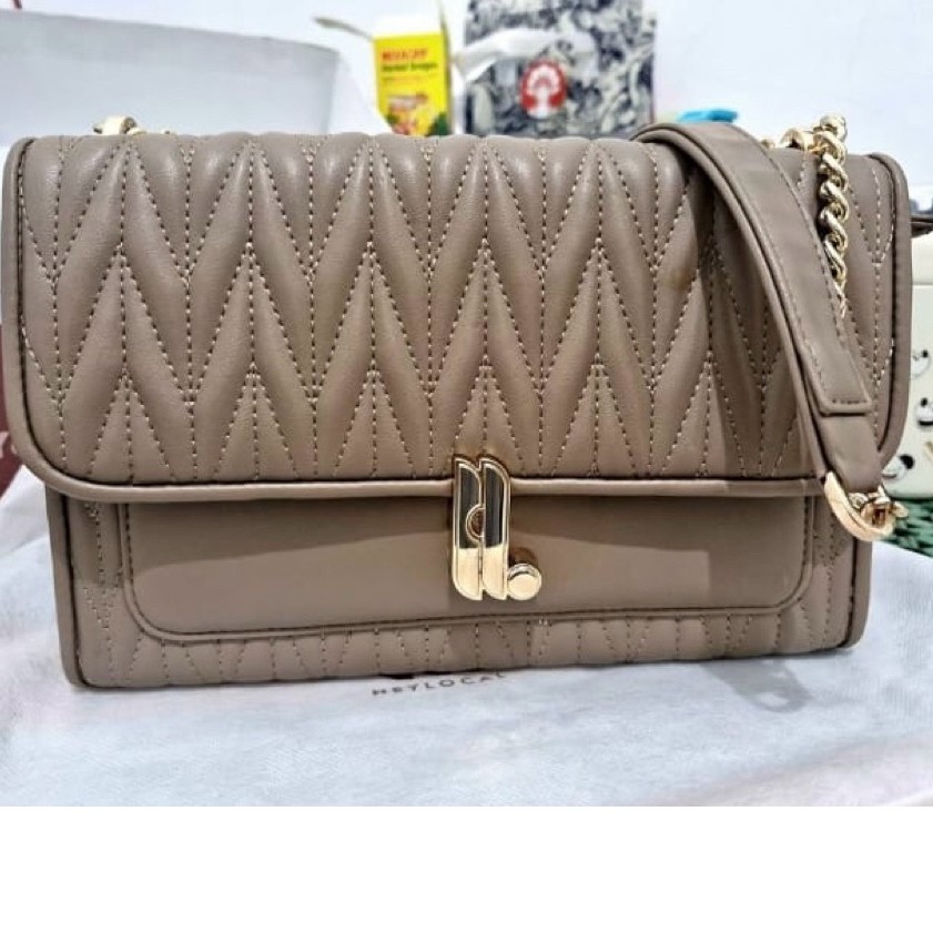 Amour Bag Hey Local size Besar