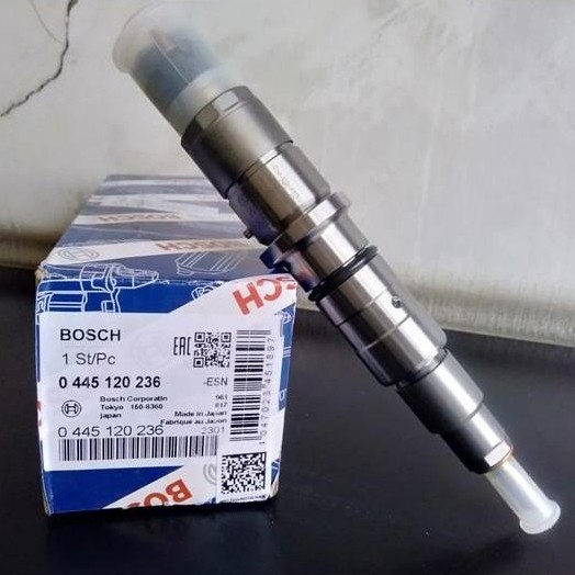 Injector PC300-8 6745-11-3102/6745-11-3100 KOMATSU BOSCH