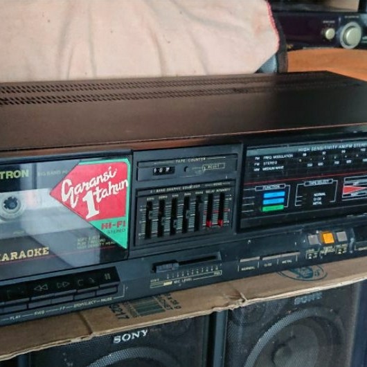 Tape Deck Polytron BB435 (Bluetooth, radio Dan kaset)