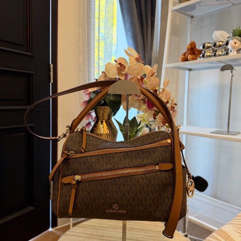 Michael Kors Bedford