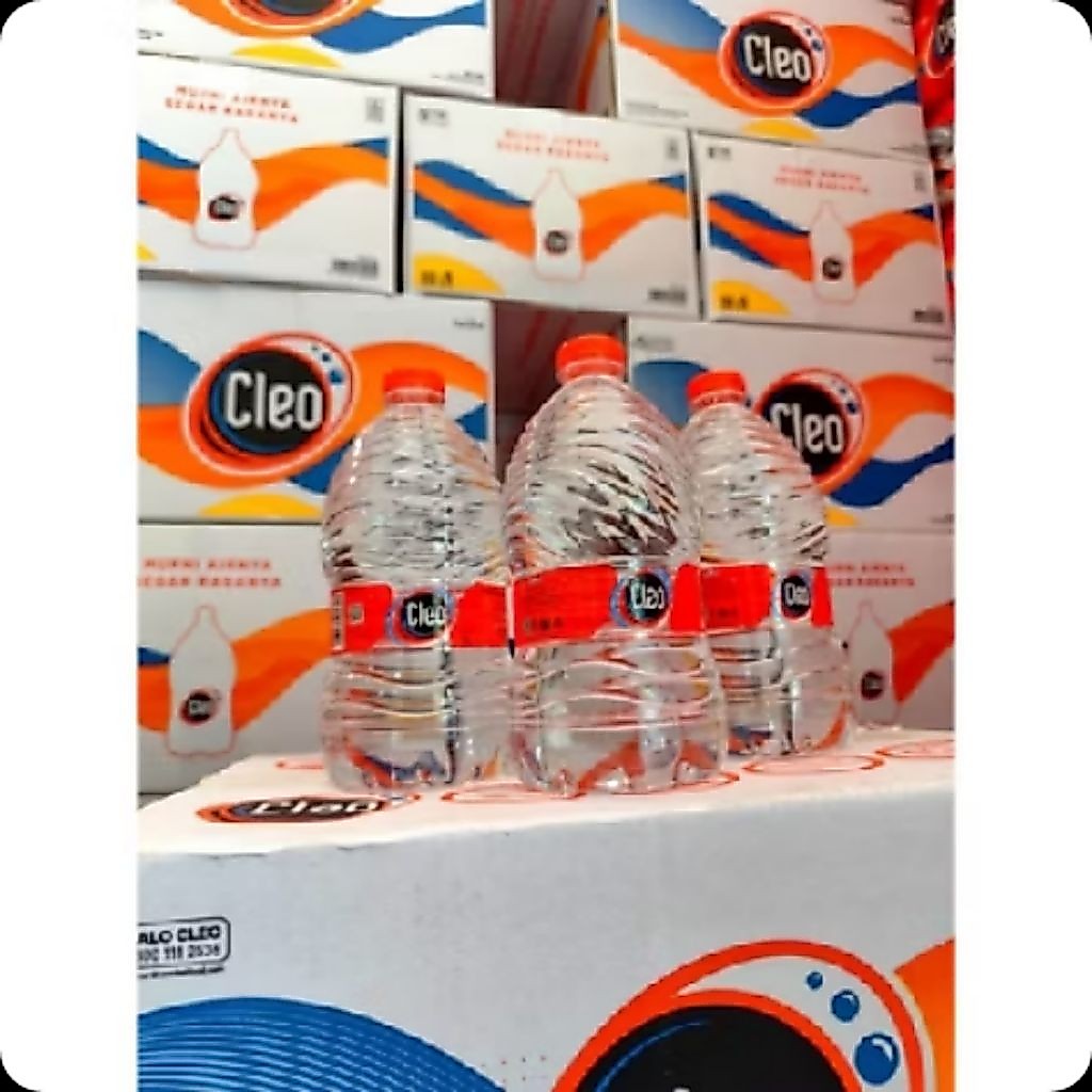 CLEO 1 LITER ISI 12 BOTOL PER DUS