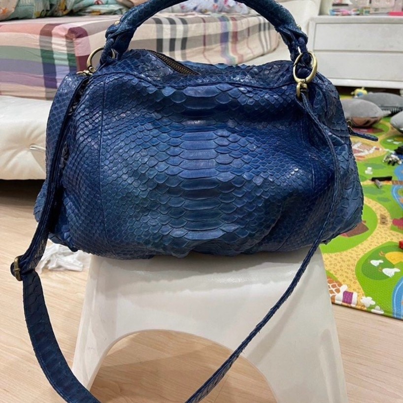preloved Kamali tas kulit ular asli real snake leather hand shoulder bag second