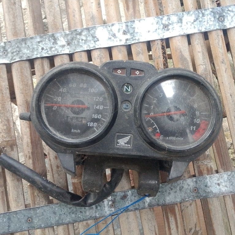 SPEEDOMETER MEGAPRO PRIMUS ORIGINAL