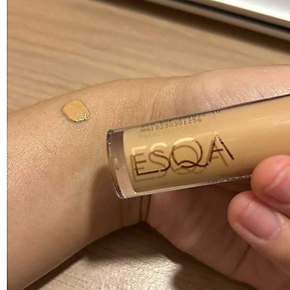 WTS ESQA CONCEALER - Truffle (EXP 2028)
