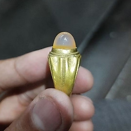 cincin batu akik obi nukleus alas kuning