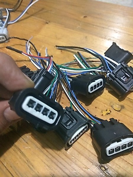 SOKET KOIL COIL BUSI DAIHATSU GRANDMAX