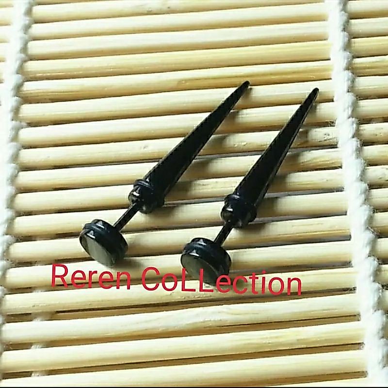 anting model paku panjang pria