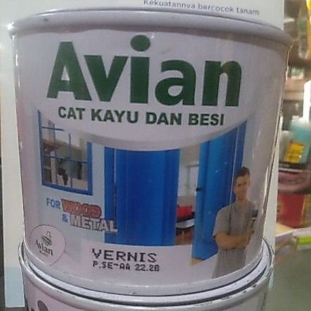 Vernis Kayu Dan Besi Avian 1/2 Kg