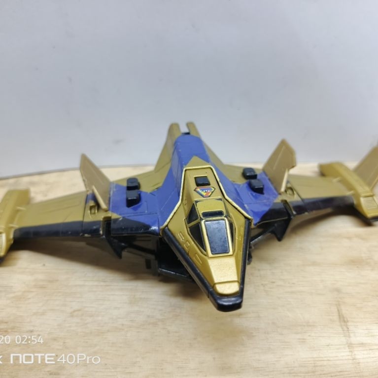 bandai DX GUTS EAGLE SUPER GUTS dari serial Ultraman Dyna