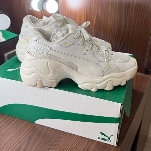 sepatu sport puma ori