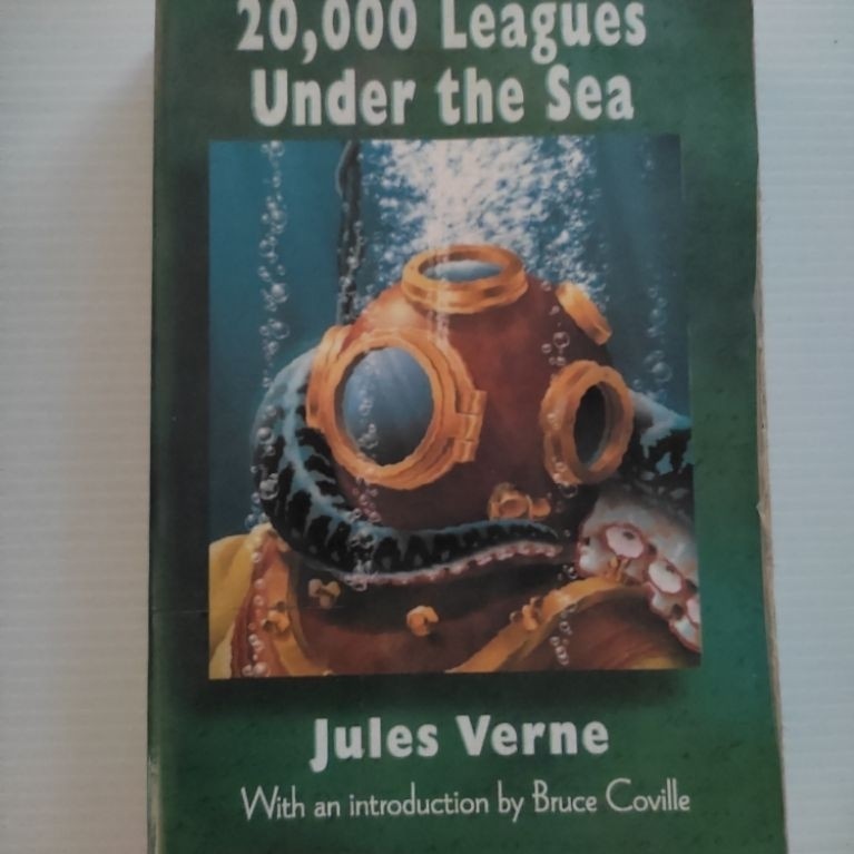Novel Klasik Import: 20.000 Leagues Under the Sea- Jules Verne