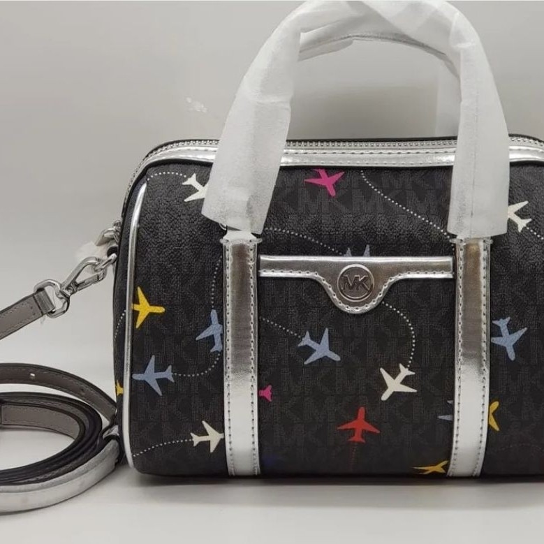 MK TRAVEL SMALL DUFFLE XBODY BLACK