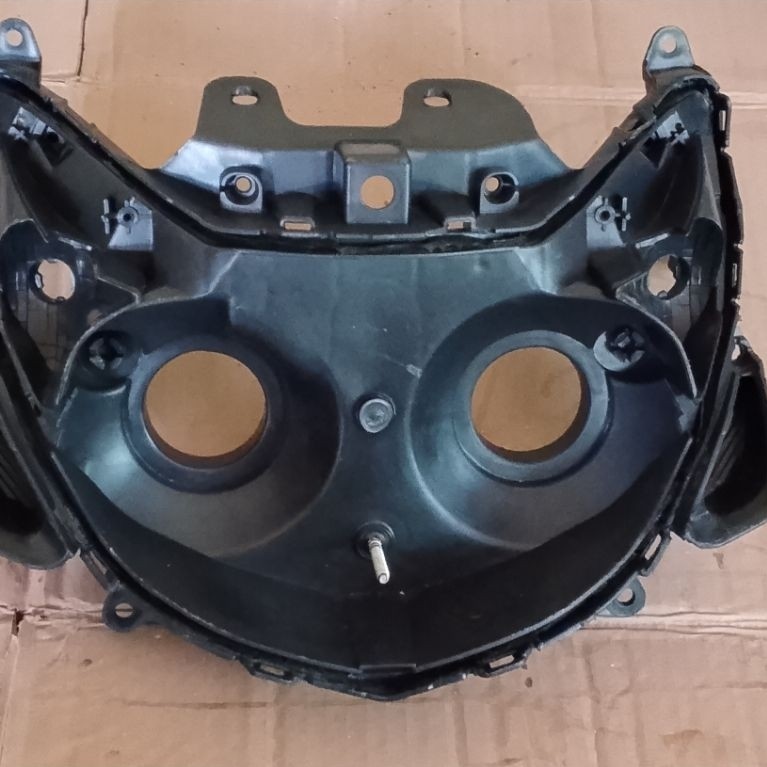 batok housing lampu depan Yamaha Xeon karbu old lokal